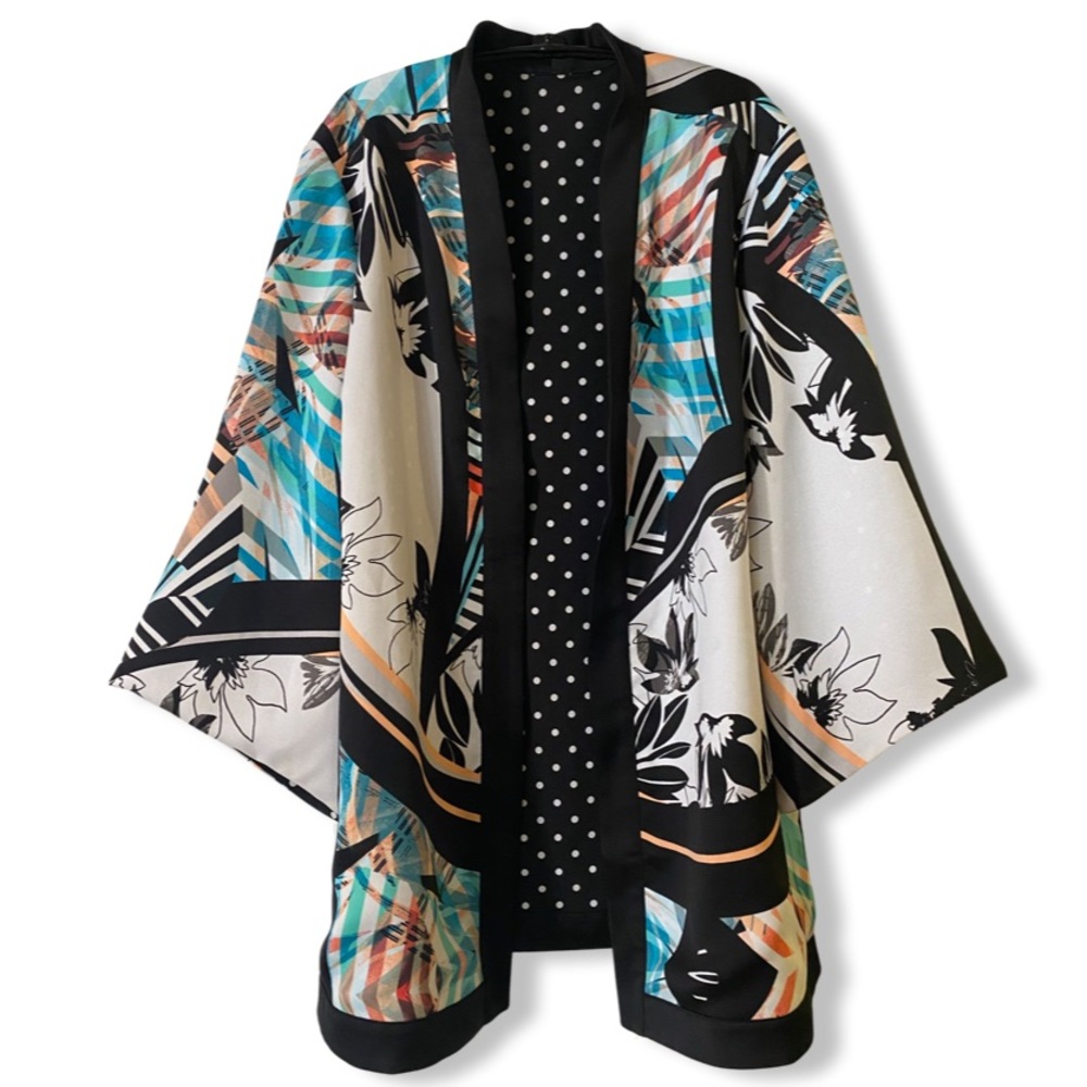Reversable Kimono jacket with reversible polka dot tank top